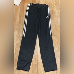 Black Adidas Pants⚫️